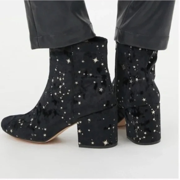 Margot Constellations Stars Moon Boho Velvet Peasant Hipster Hippie Art Boots - Picture 1 of 4